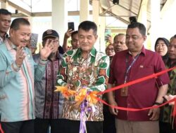 Wakil Bupati Konawe Utara Resmikan Pembangunan TPI di Desa Labungga