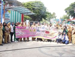 Percepat Penurunan Stunting Koramil Kepanjenkidul bersama LIBAS Berikan Bantuan Makanan Bergizi