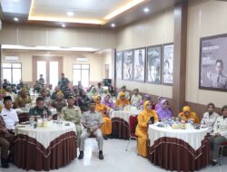 Zoom Meeting Virtual Nasional Eratkan Komunikasi Dan Silaturahmi Keluarga Besar TNI Blitar Raya