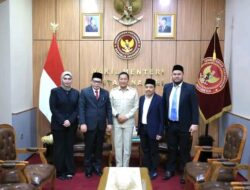 Wakil Kemhan dan Pemuda Masjid Dunia Dialog Bahas Hadapi tantangan “disinformasi, pengaruh digital, radikalisme dan ekstremisme”