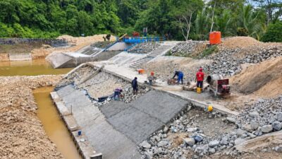 Pelita, Desak Kejati Sultra dan BPK RI Lakukan penyelidikan terhadap Pengerjaan proyek Rehabilitasi Embung Ulu Benua di Konawe.